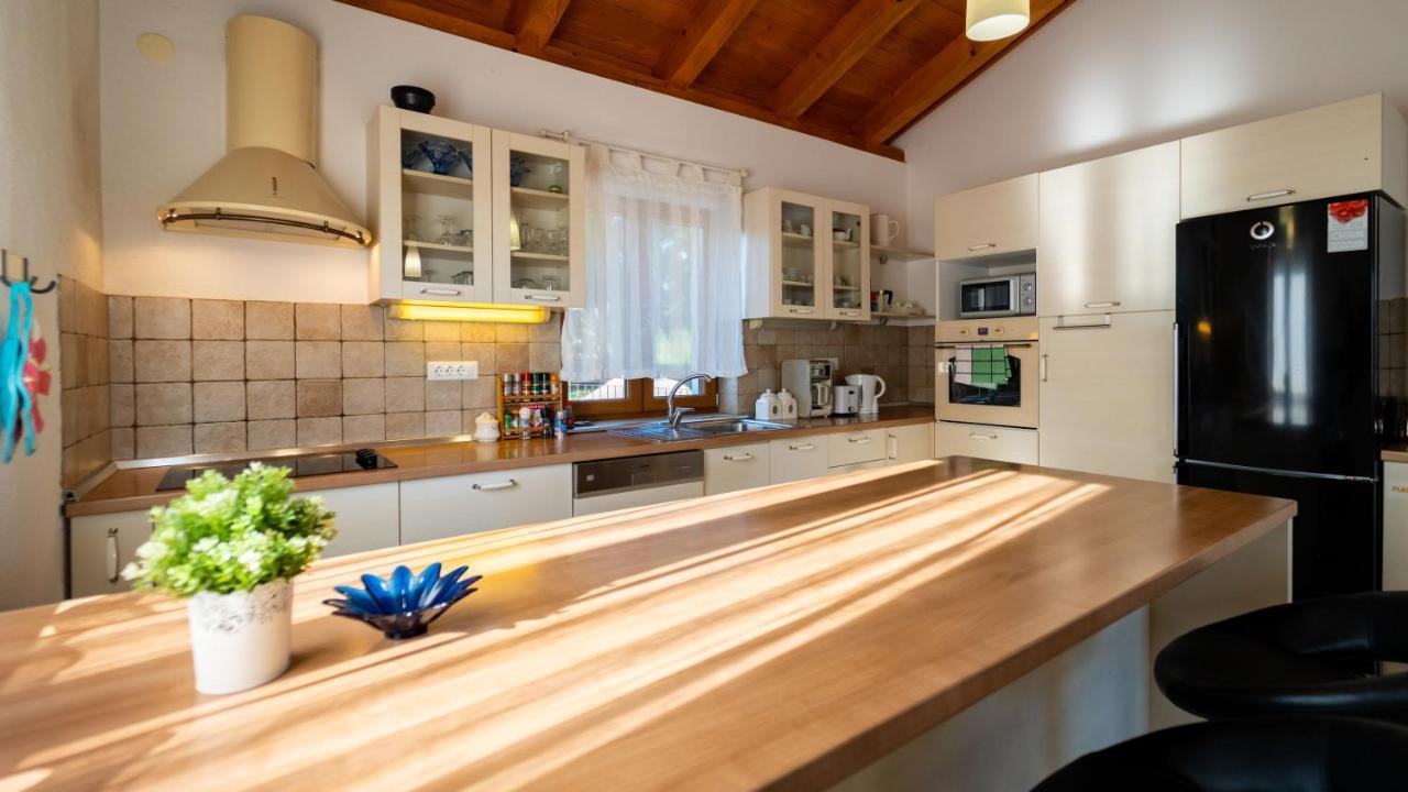 Villa Arton Heated Swimming-Pool Zminj Екстер'єр фото