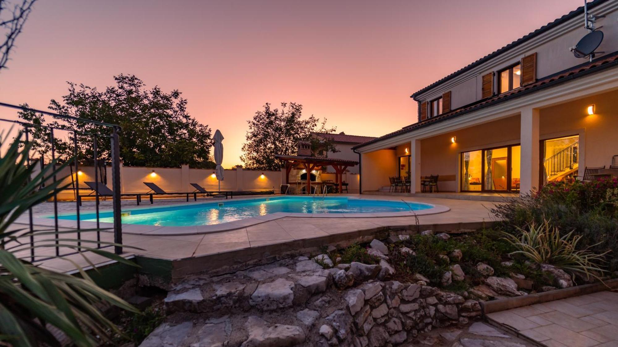 Villa Arton Heated Swimming-Pool Zminj Екстер'єр фото