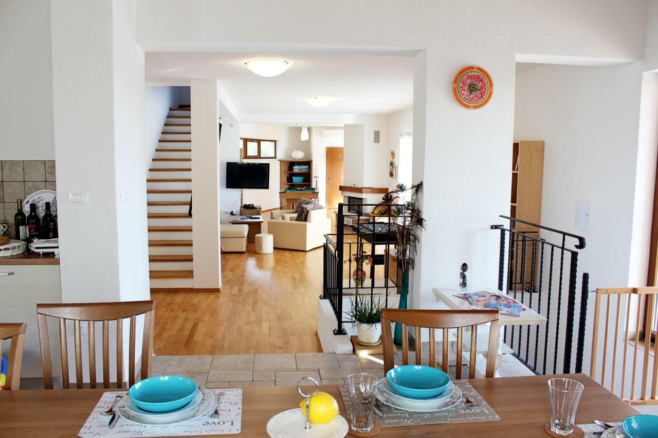 Villa Arton Heated Swimming-Pool Zminj Екстер'єр фото